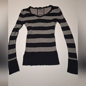 Y2K Mudd Bellacore Twlight Grey Striped Fitted Long Sleeve Sweater Size Large